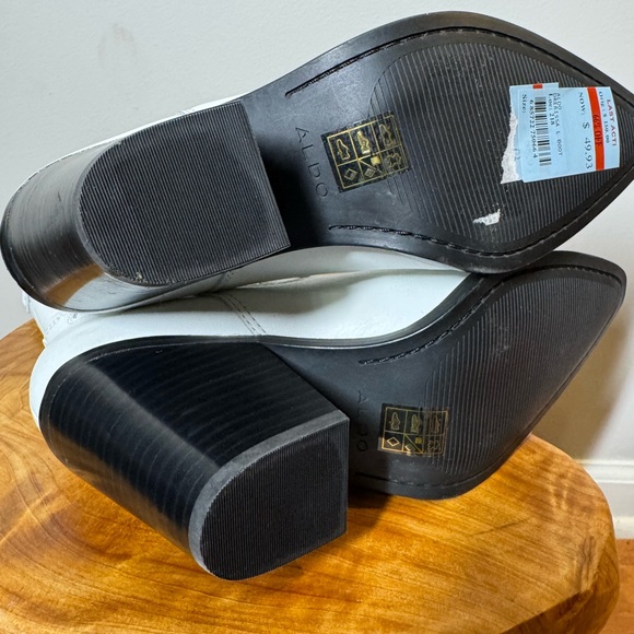 New ALDO White Women's Cowboy Western Ankle Boot with Block Heel Sz. 8 - Picture 12 of 13